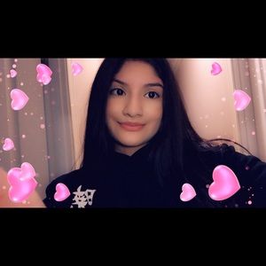 Meet your Posher, Anahi